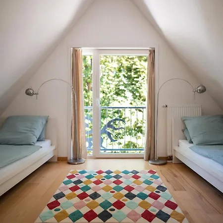 Gelbe Haus Apartament *