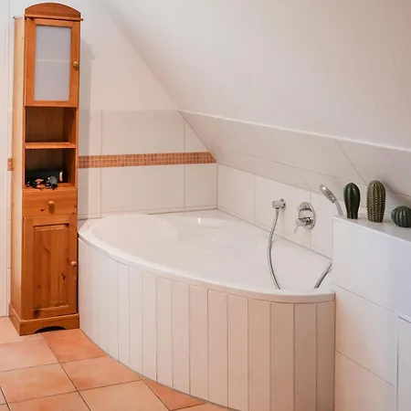 Gelbe Haus Apartament